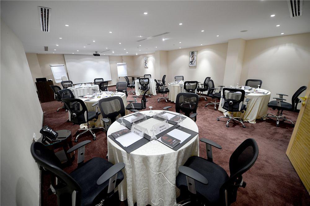 Obaer Hotel Rijad Zewnętrze zdjęcie