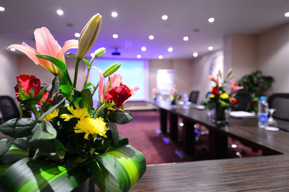Obaer Hotel Rijad Zewnętrze zdjęcie
