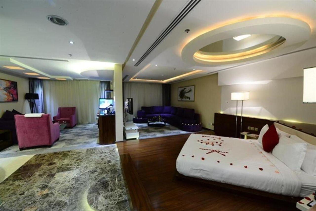 Obaer Hotel Rijad Zewnętrze zdjęcie