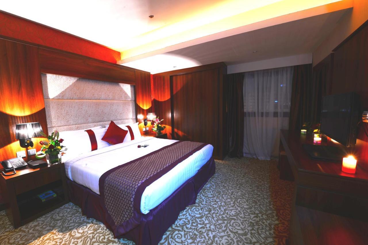 Obaer Hotel Rijad Zewnętrze zdjęcie